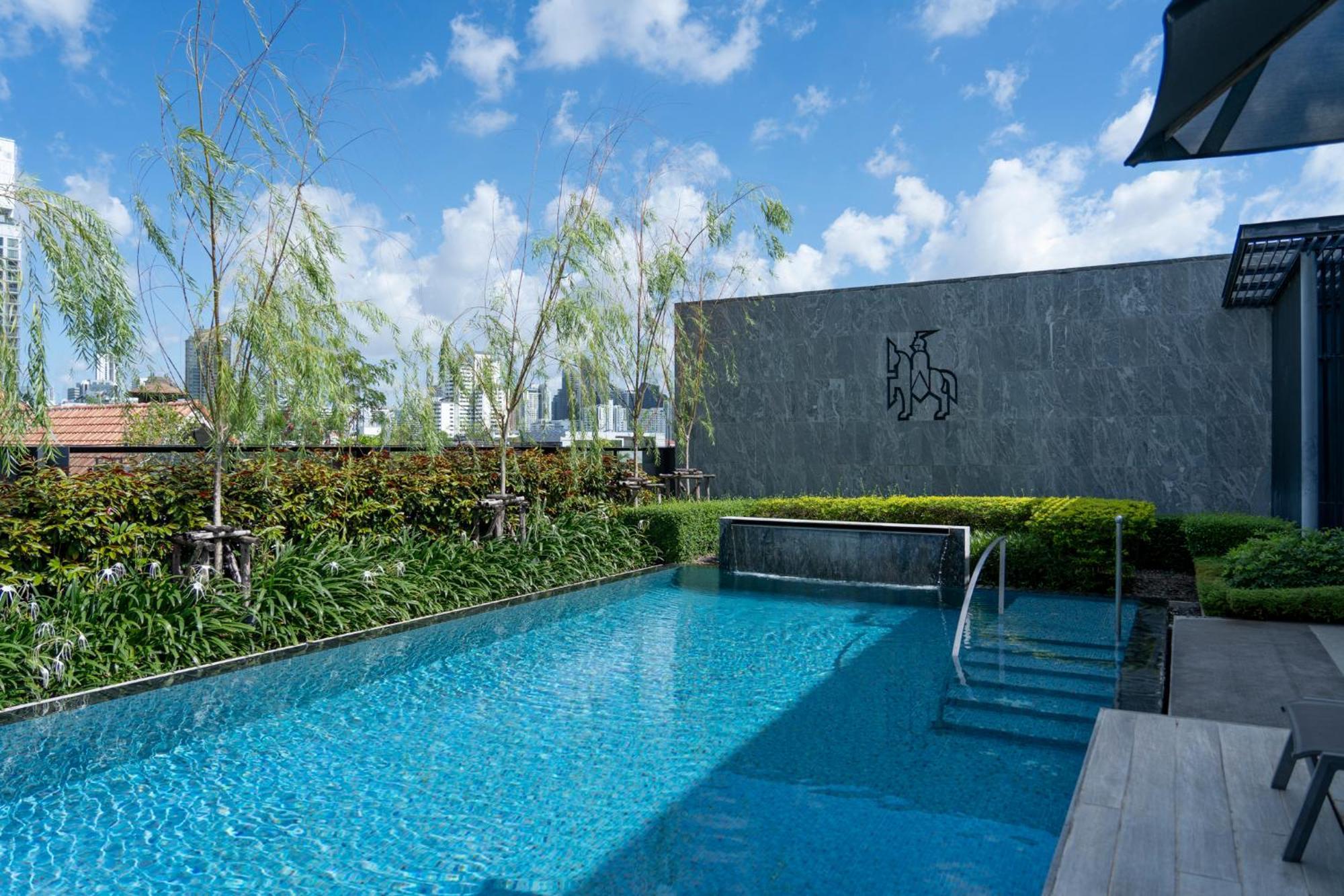 Walton Suites Sukhumvit Бангкок Екстер'єр фото