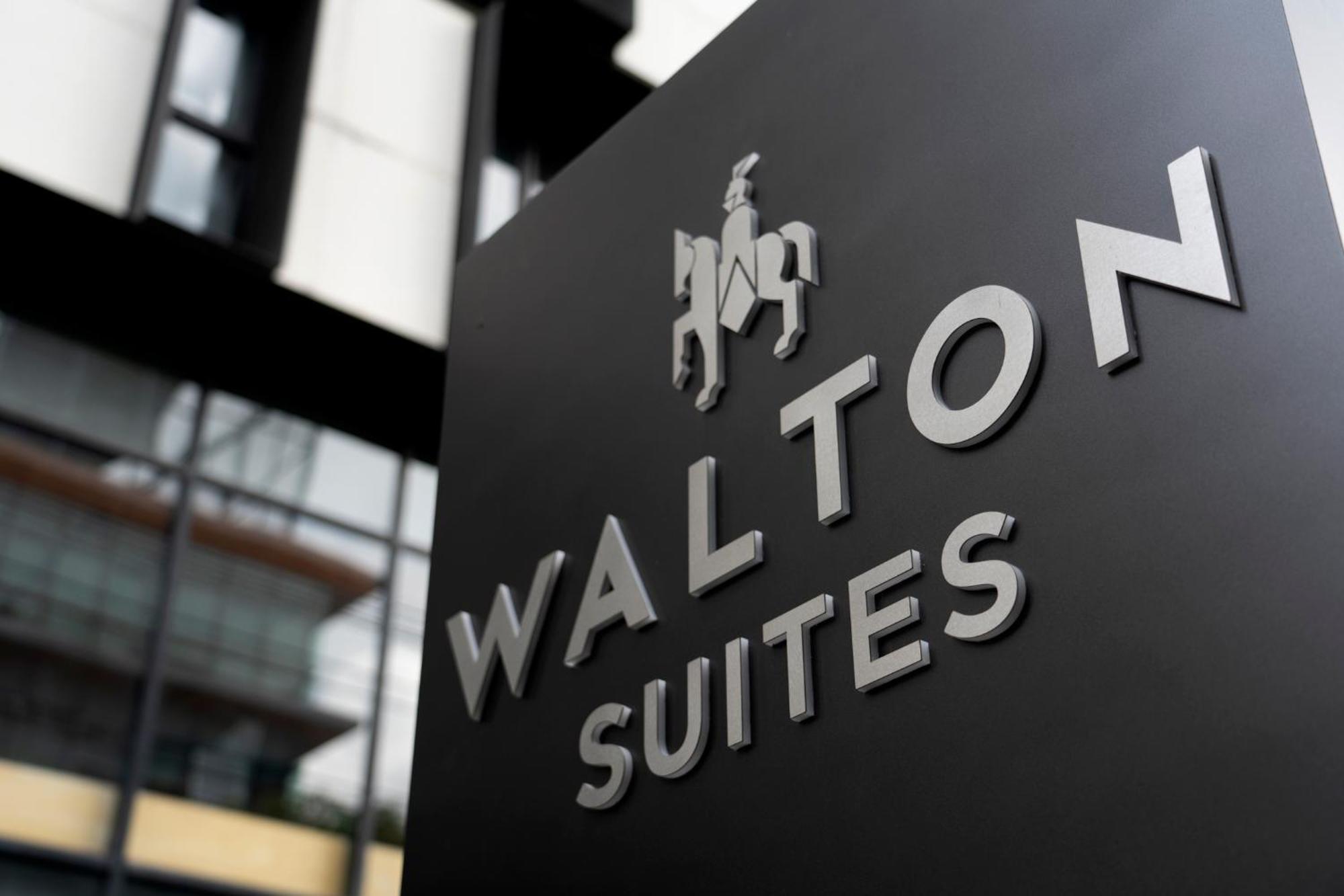 Walton Suites Sukhumvit Бангкок Екстер'єр фото