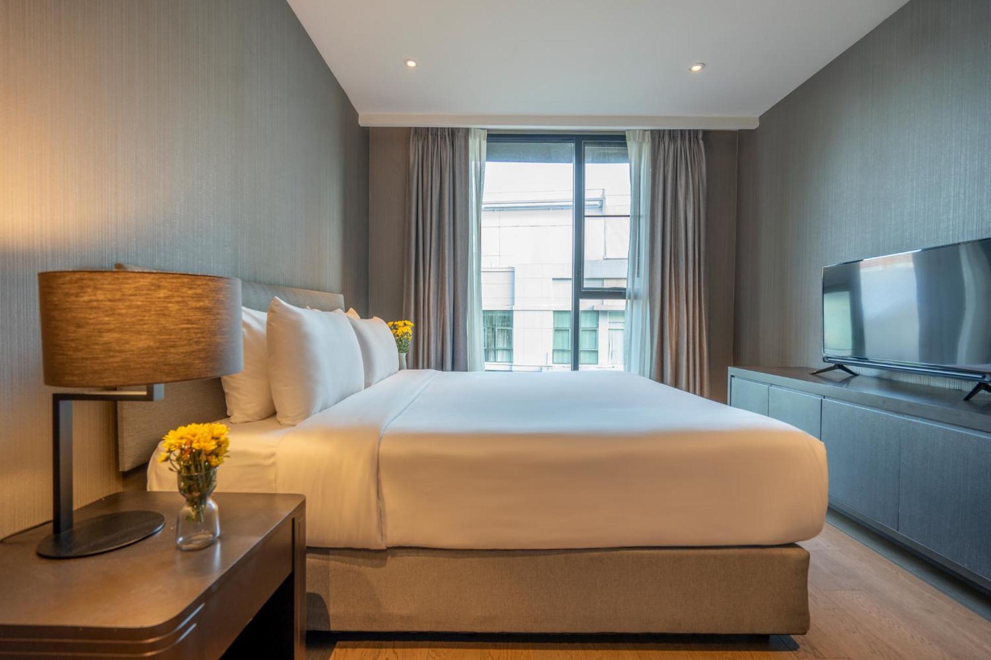 Walton Suites Sukhumvit Бангкок Екстер'єр фото