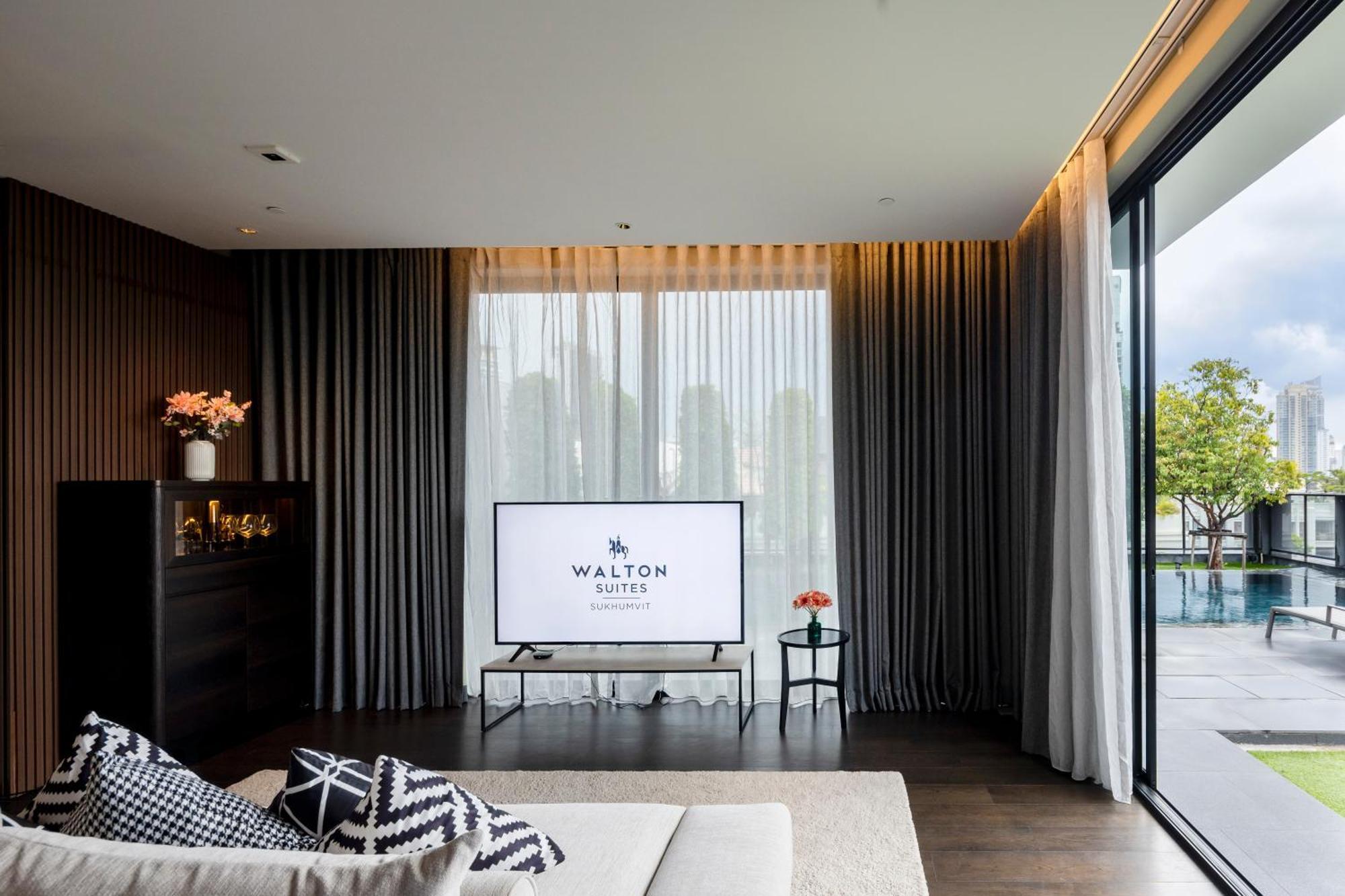 Walton Suites Sukhumvit Бангкок Екстер'єр фото