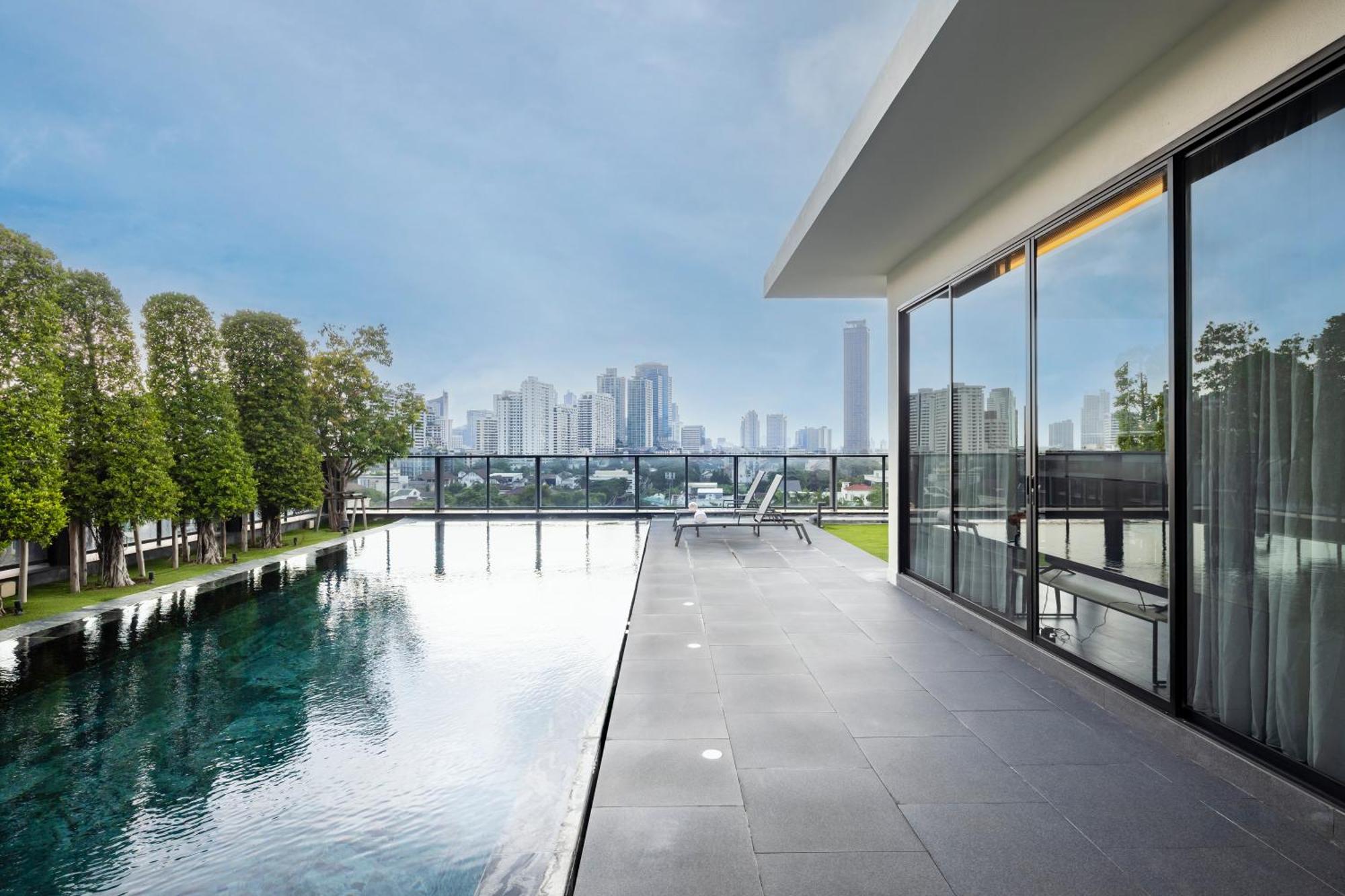 Walton Suites Sukhumvit Бангкок Екстер'єр фото