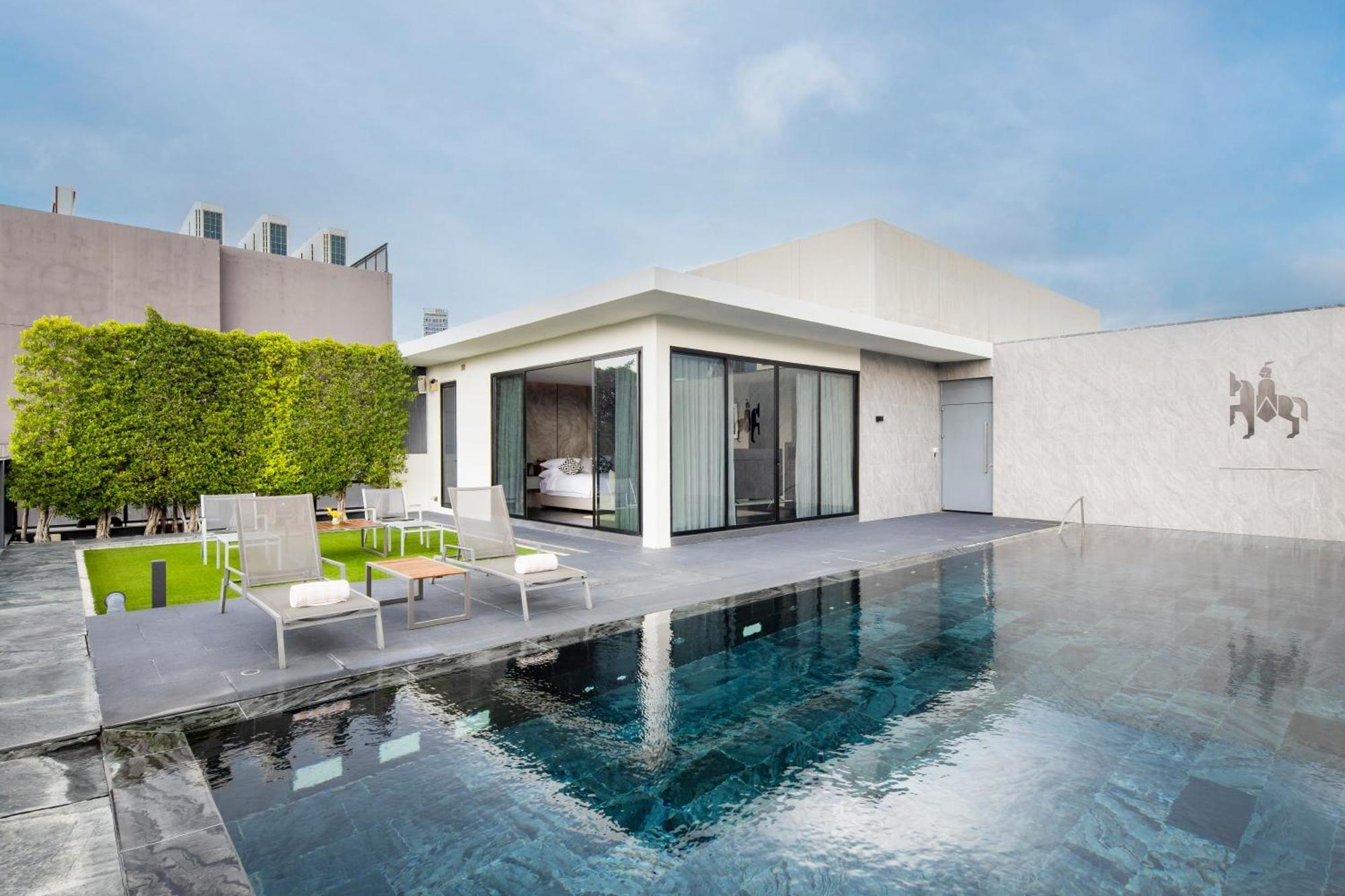 Walton Suites Sukhumvit Бангкок Екстер'єр фото